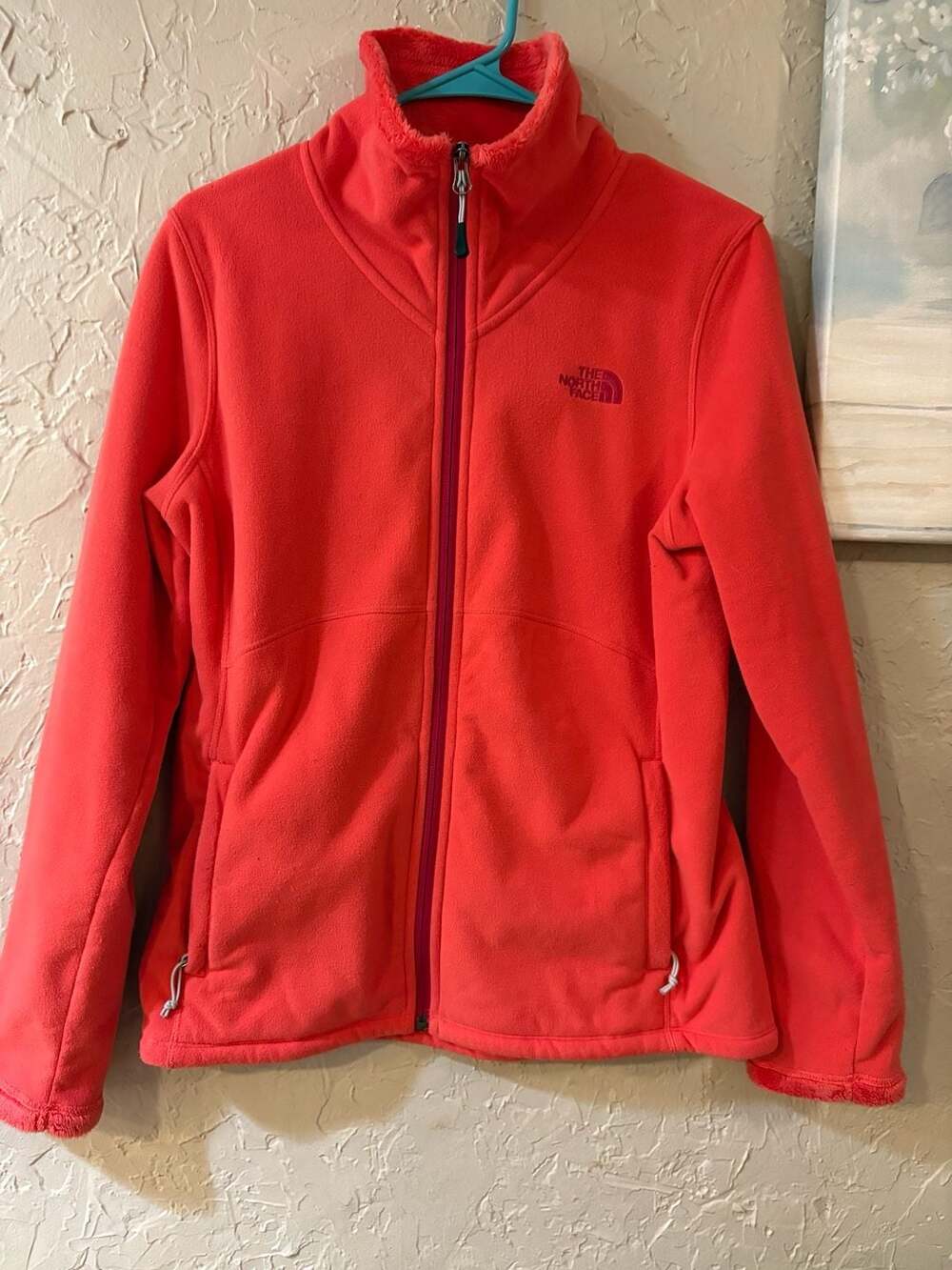 The North Face Women's Red Full Zip Plush Fleece Jacket Medium